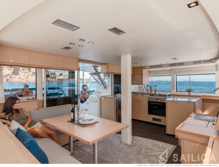 Lagoon 52F - Yacht Charter Sailica