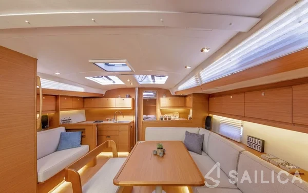 Dufour 430 Grand Large - Yacht Charter Sailica