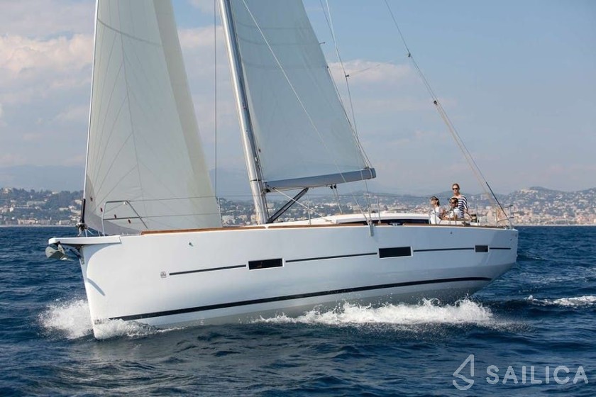 Dufour 460 GL - Yacht Charter Sailica