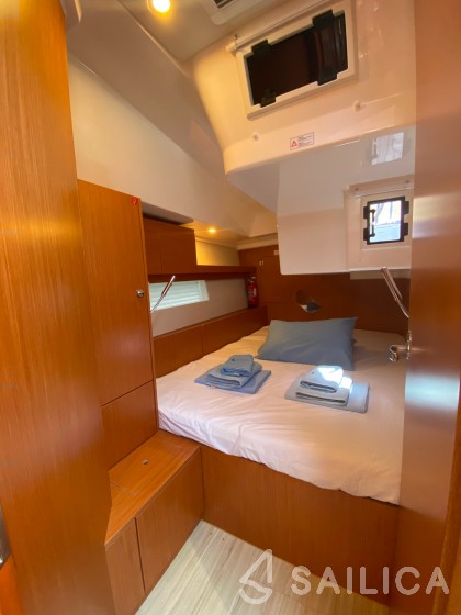 Bavaria C45 - Yacht Charter Sailica