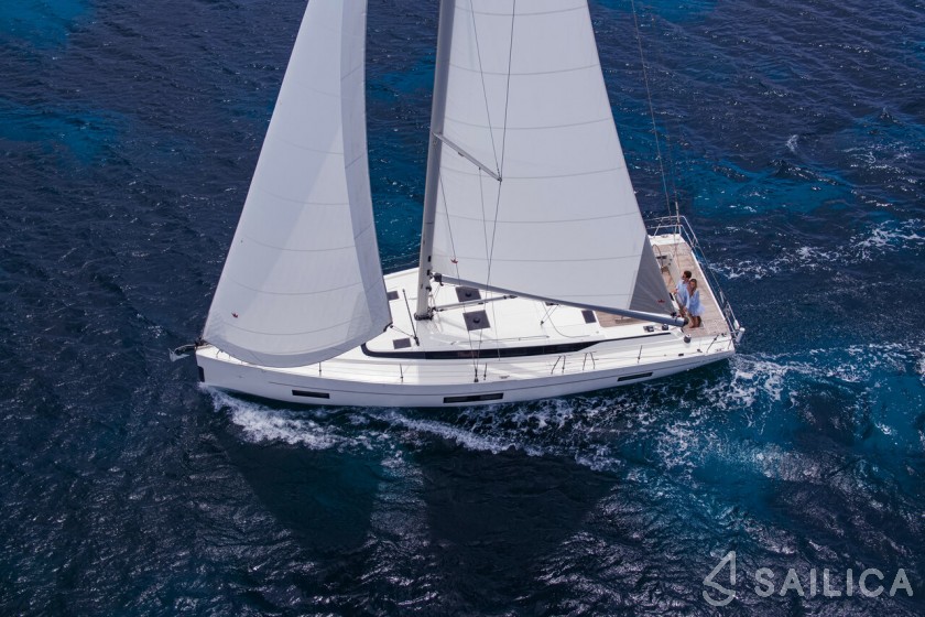 Bavaria C45 - Yacht Charter Sailica