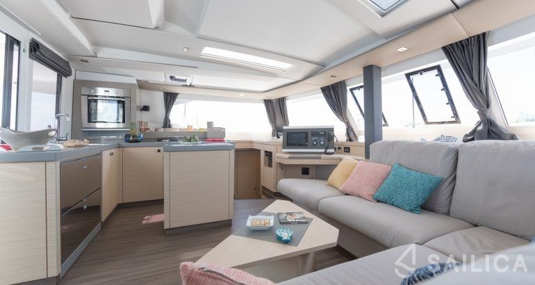 Saona 47 - Yacht Charter Sailica