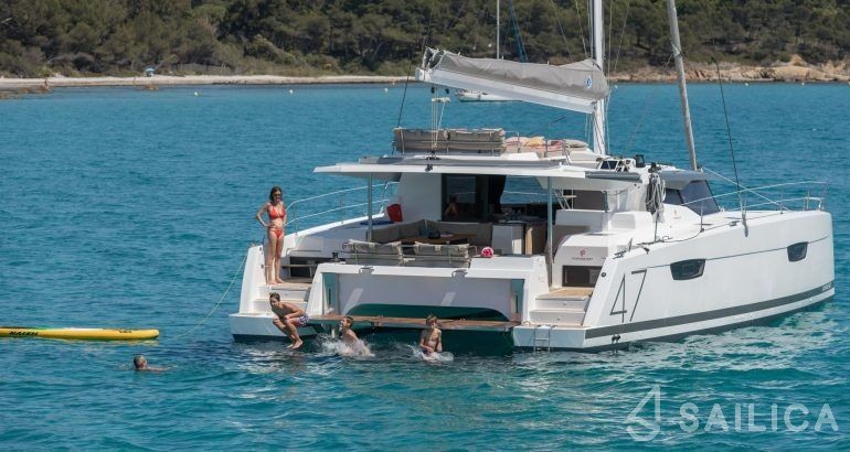 Saona 47 - Yacht Charter Sailica