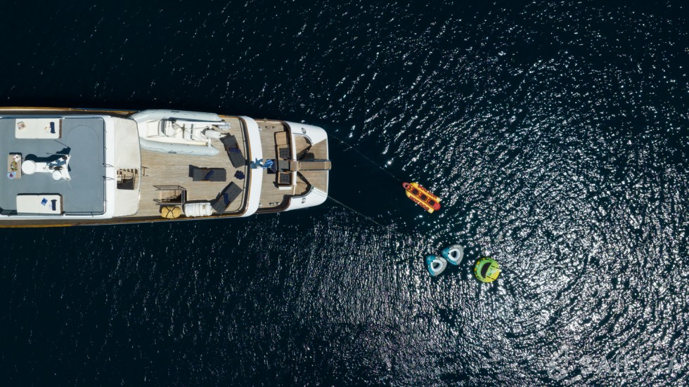 Perama Shipyards 102 - Yacht Charter Sailica