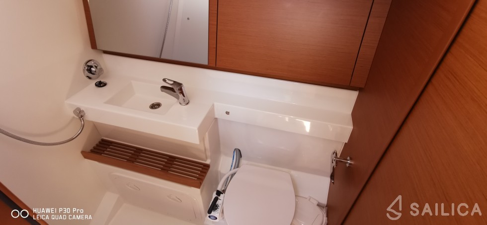 Sun Odyssey 490 - Yacht Charter Sailica
