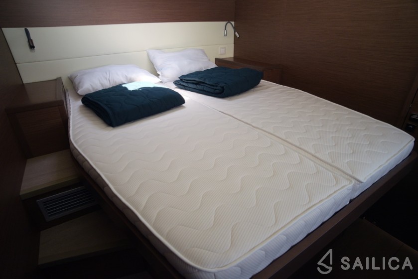 Lagoon 52F - Yacht Charter Sailica