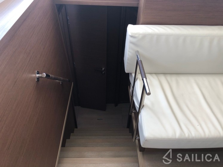 Lagoon 52F - Yacht Charter Sailica