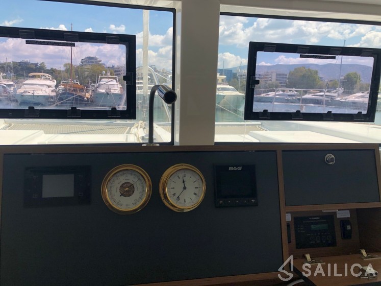 Lagoon 52F - Yacht Charter Sailica