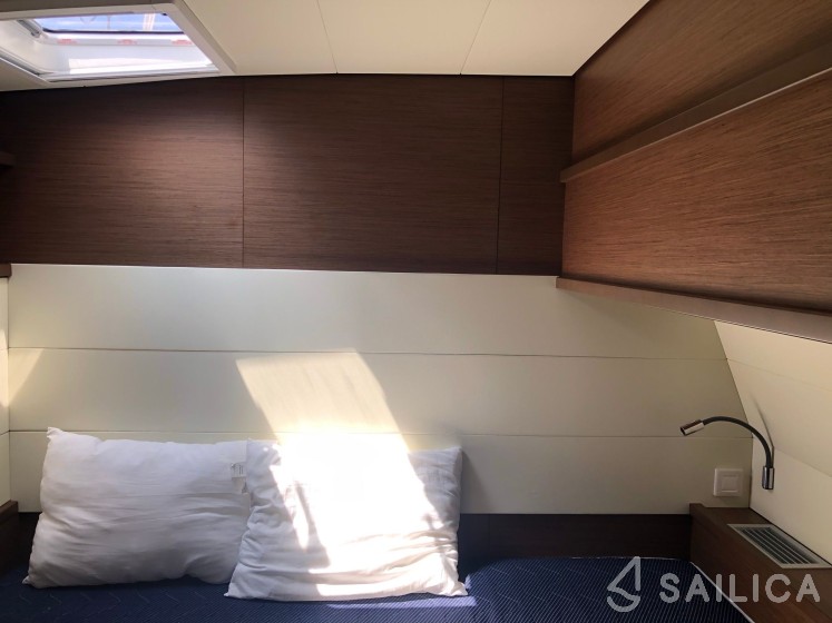 Lagoon 52F - Yacht Charter Sailica