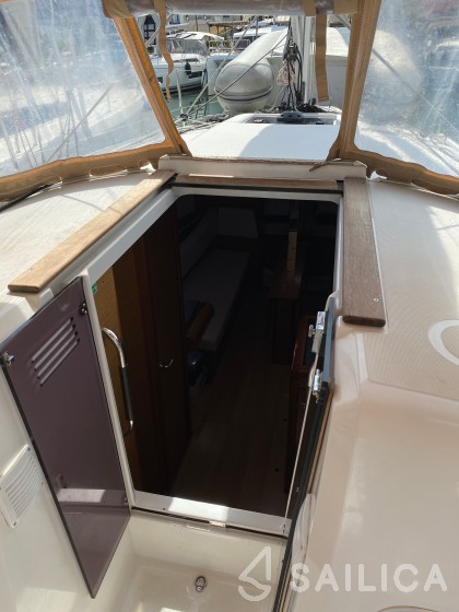 Sun Odyssey 349 - Yacht Charter Sailica