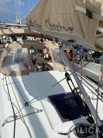 Sun Odyssey 349 - Yacht Charter Sailica