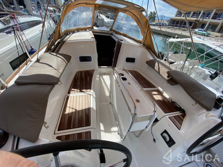 Sun Odyssey 349 - Yacht Charter Sailica