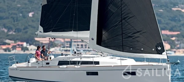Oceanis 38.1 - Yacht Charter Sailica