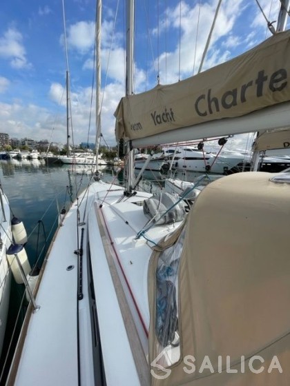 Sun Odyssey 389 - Yacht Charter Sailica