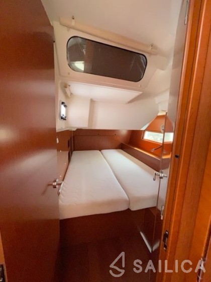Oceanis 46.1 - Yacht Charter Sailica