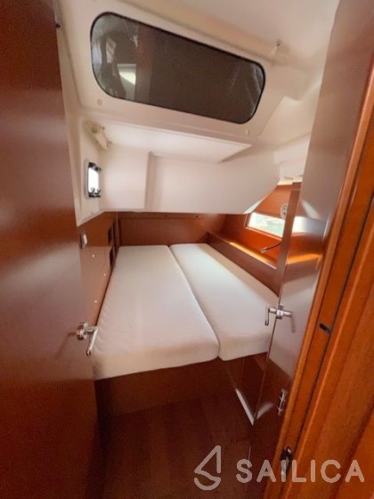 Oceanis 46.1 - Yacht Charter Sailica