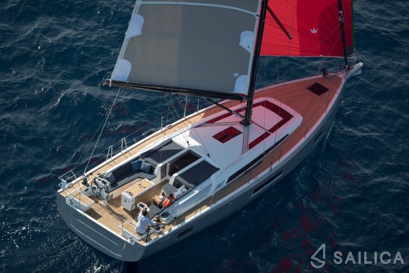 Oceanis 51.1 - Yacht Charter Sailica