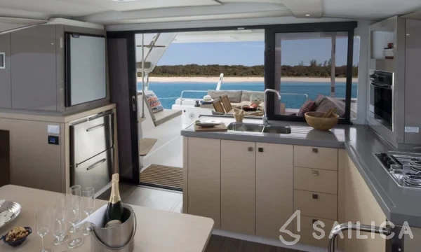 Lucia 40 - Yacht Charter Sailica