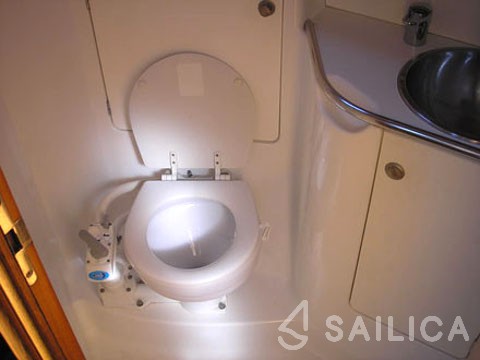 Sun Odyssey 37 - Yacht Charter Sailica