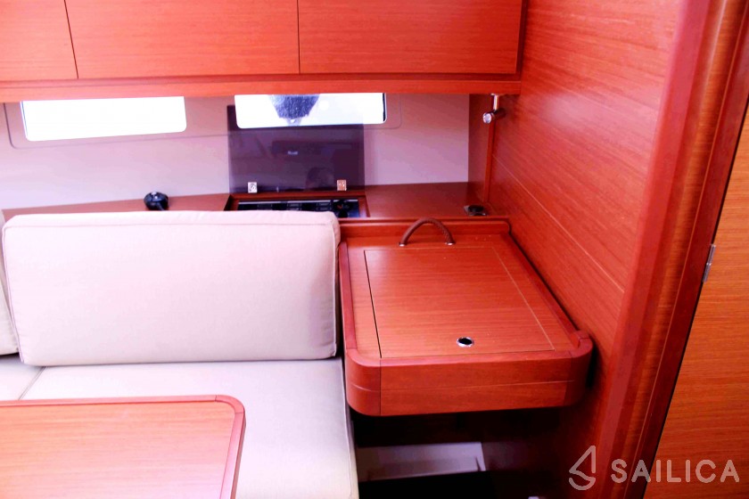 Dufour 382 GL - Yacht Charter Sailica