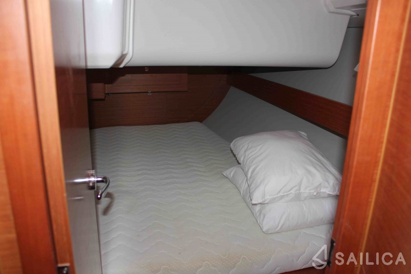 Dufour 382 GL - Yacht Charter Sailica