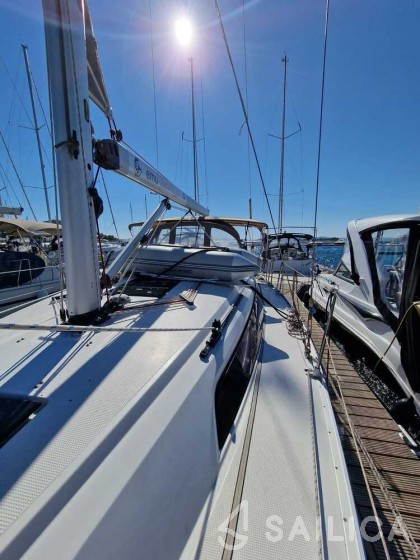 Bavaria 37 Cruiser - Yacht Charter Sailica