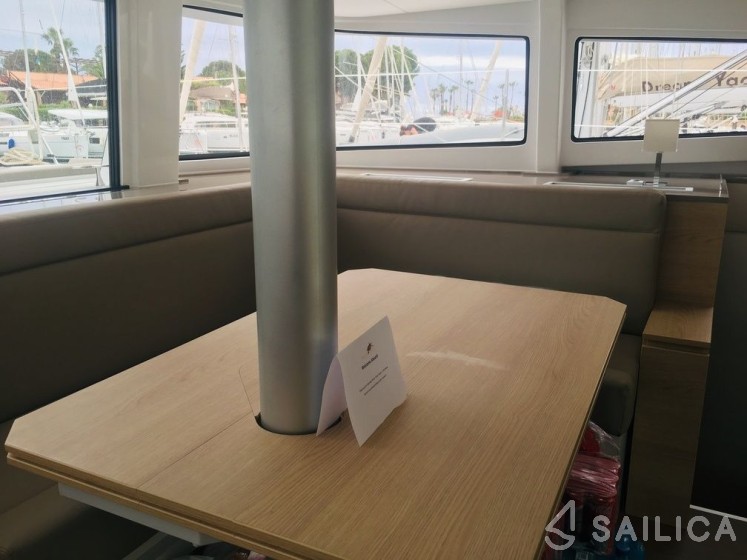 Bali 4.5 - Yacht Charter Sailica