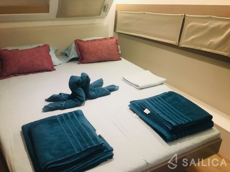 Bali 4.5 - Yacht Charter Sailica