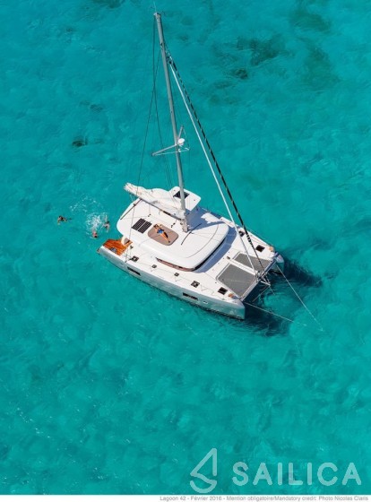 Lagoon 42 - Yacht Charter Sailica
