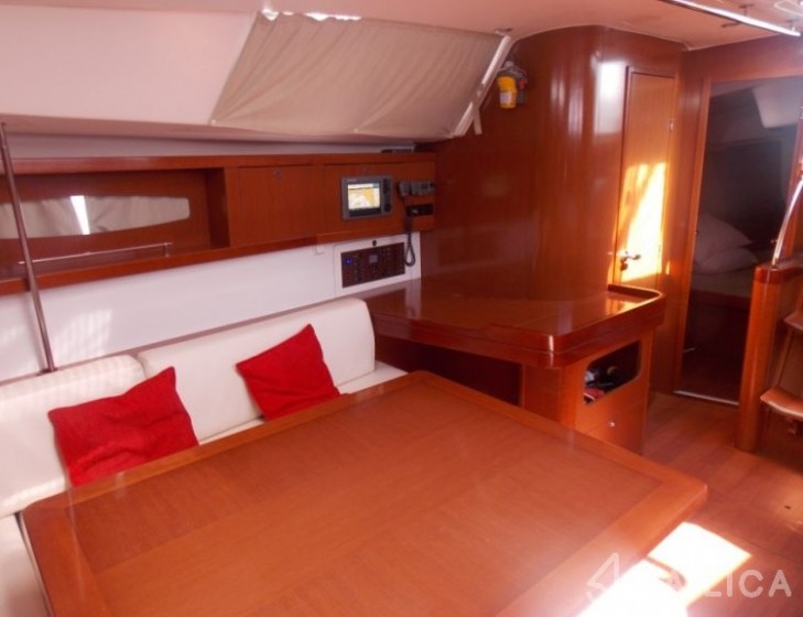 Oceanis 46 - Yacht Charter Sailica