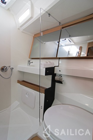 Sun Odyssey 440 - Yacht Charter Sailica