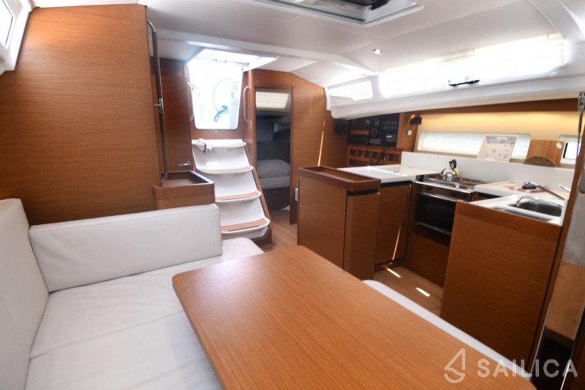 Sun Odyssey 440 - Yacht Charter Sailica
