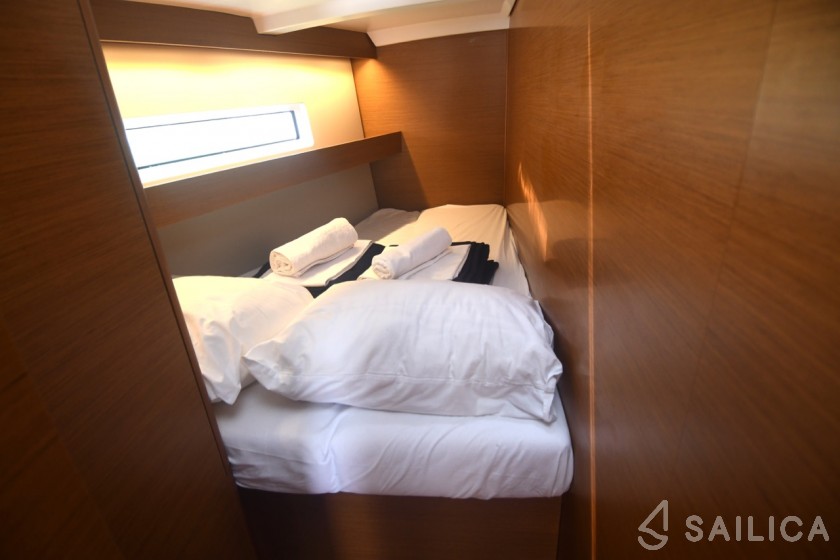 Sun Odyssey 440 - Yacht Charter Sailica