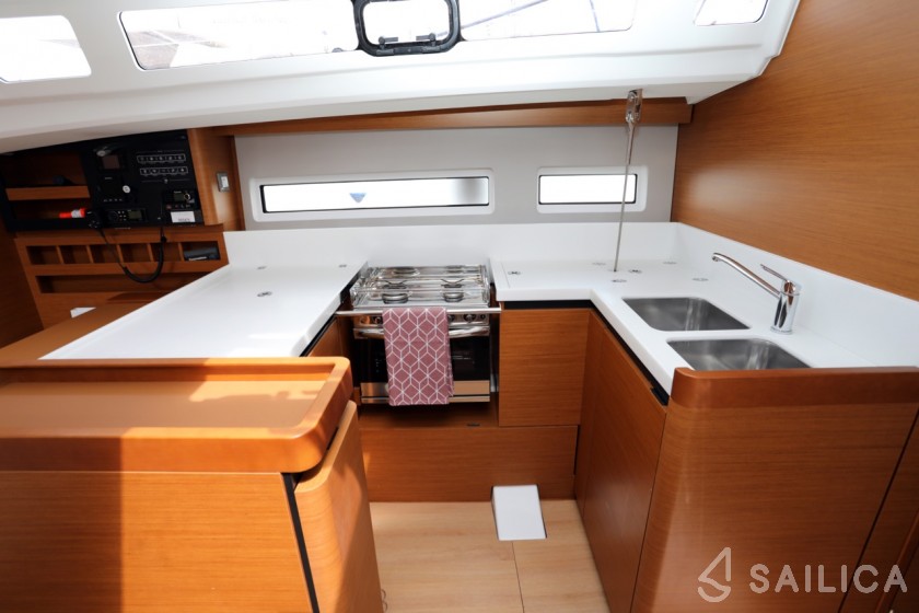 Sun Odyssey 440 - Yacht Charter Sailica