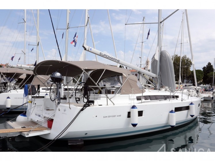 Sun Odyssey 440 - Yacht Charter Sailica