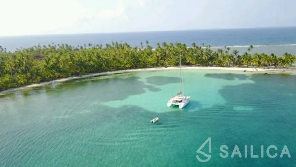 Lagoon 500 - Yacht Charter Sailica