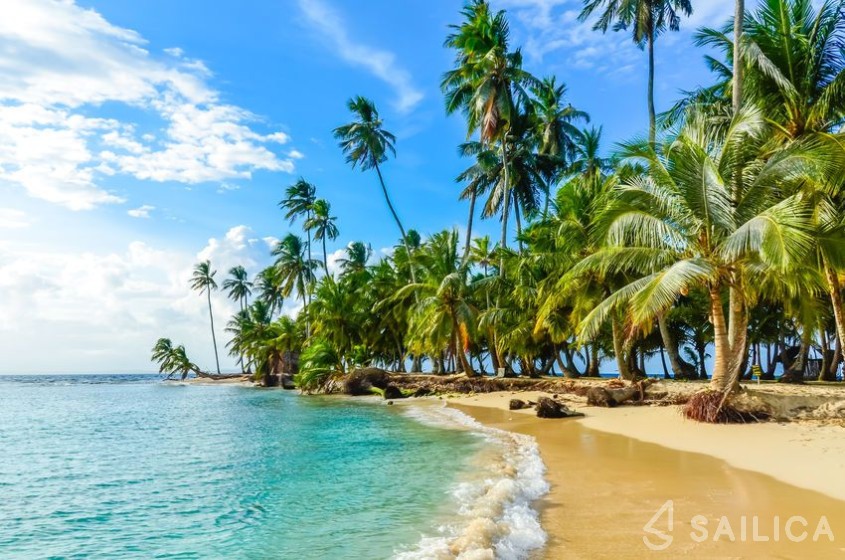 Lagoon 500 - Yacht Charter Sailica