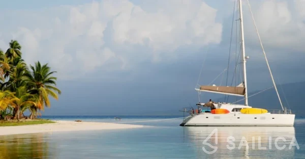 Lagoon 500 - Yacht Charter Sailica
