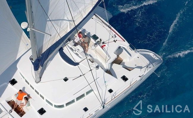Lagoon 500 - Yacht Charter Sailica
