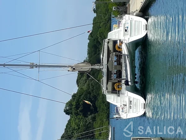 Lagoon 500 - Yacht Charter Sailica