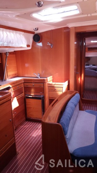 Bavaria 46 Cruiser - Yacht Charter Sailica