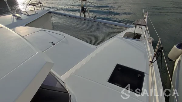 Lucia 40 - Yacht Charter Sailica