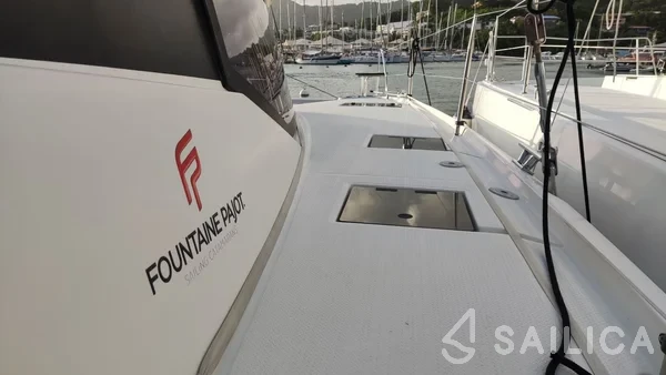 Lucia 40 - Yacht Charter Sailica