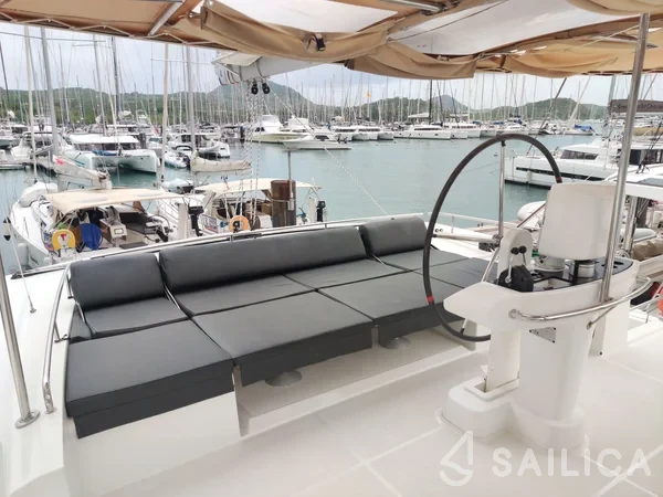 Lagoon 52F - Yacht Charter Sailica