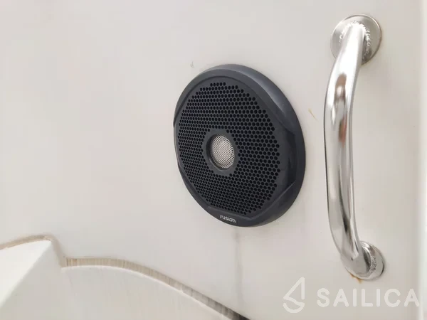 Lagoon 52F - Yacht Charter Sailica
