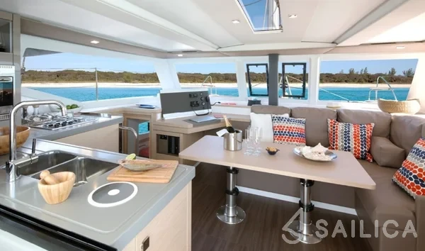 Lucia 40 - Yacht Charter Sailica