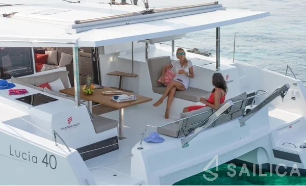 Lucia 40 - Yacht Charter Sailica
