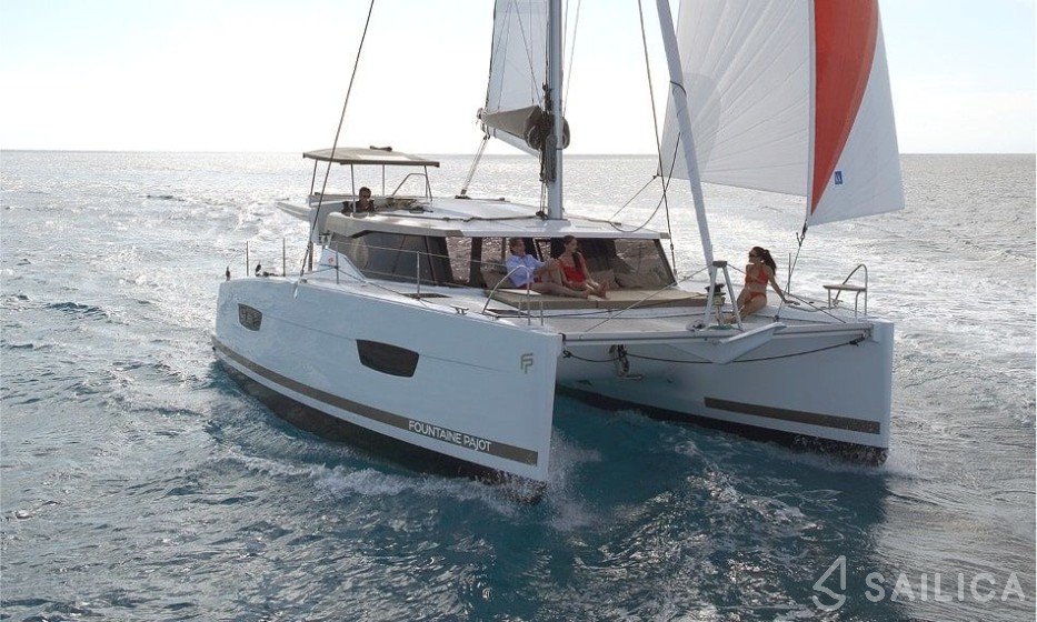 Lucia 40 - Yacht Charter Sailica