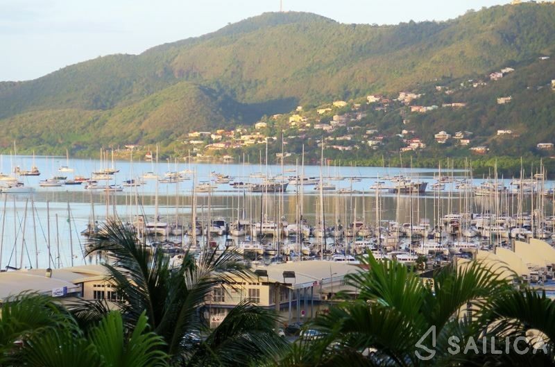 Lucia 40 - Yacht Charter Sailica