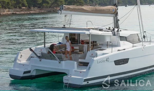 Lucia 40 - Yacht Charter Sailica